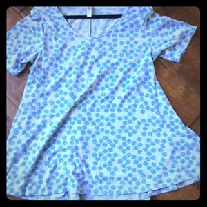 LuLaRoe Tops - LuLaRoe Perfect T Size Large GUC Polka Dots LuLaRoe Tops - LuLaRoe Perfect T Size Large GUC Polka Dots